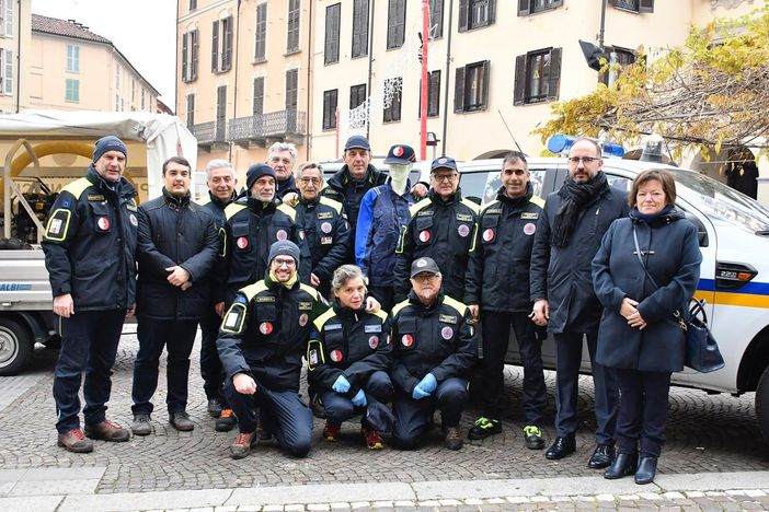 Foto di gruppo associazione Protezione Civile Geometri di Asti Foto di gruppo associazione Protezione Civile Geometri di Asti