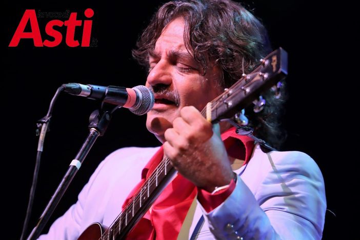 Galleria fotografica a cura di Merfephoto - Efrem Zanchettin (Astimusica - Helle e Peppe Voltarelli) e Thomas Barbero (MOS - Nicky Nicolai e Stefano Di Battista) Galleria fotografica a cura di Merfephoto - Efrem Zanchettin (Astimusica - Helle e Peppe Voltarelli) e Thomas Barbero (MOS - Nicky Nicolai e Stefano Di Battista)