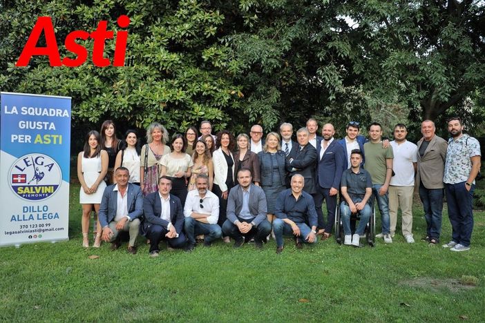 Foto di gruppo per dirigenti e candidati della Lega (Ph. Merfephoto - Efrem Zanchettin, come per tutte le immagini presenti in questo articolo)