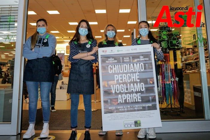 Protesta centro commerciale &quot;Il Borgo&quot;