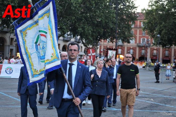 La cerimonia di apertura della Tenzone Bronzea, svoltasi ad Asti lo scorso anno (Merphefoto)