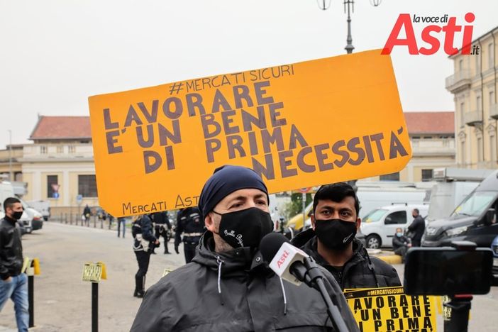 La protesta degli ambulanti ad Asti lo scorso 14 novembre La protesta degli ambulanti ad Asti lo scorso 14 novembre