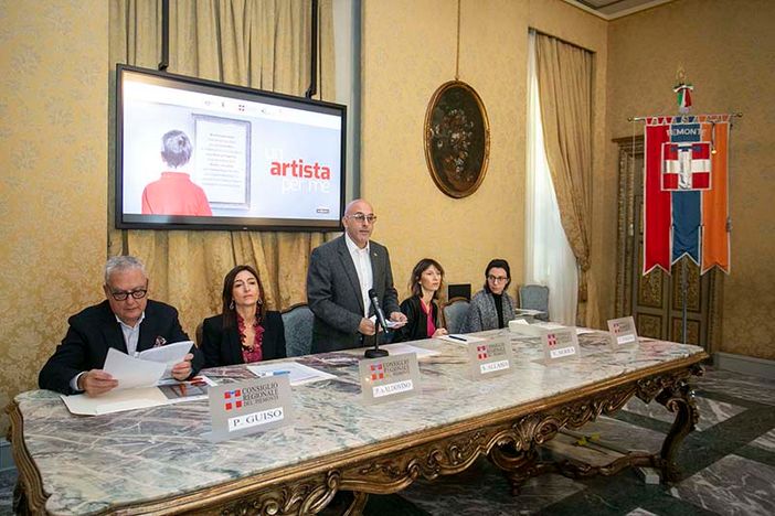 “Un artista per me”: 37 opere all'asta per il progetto "àncora - una zampa per ricominciare" “Un artista per me”: 37 opere all'asta per il progetto "àncora - una zampa per ricominciare"