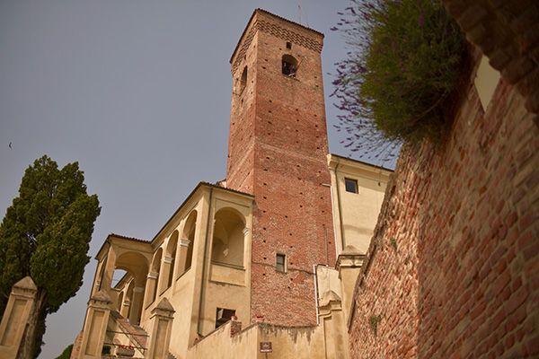 Al Castello di Cisterna d'Asti nuovi incontri per "Vecchie e nuove resistenze" Al Castello di Cisterna d'Asti nuovi incontri per "Vecchie e nuove resistenze"