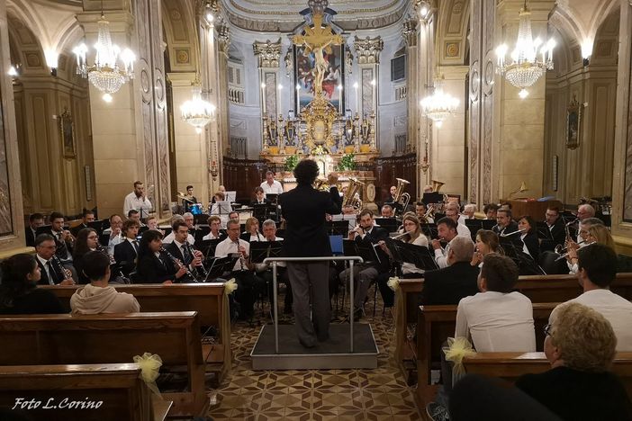 A Costigliole d'Asti concerto di Santa Cecilia per festeggiare il 50 anni del Complesso Bandistico Costigliolese