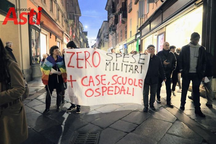 Il corteo per la pace organizzato in occasione del primo anniversario della guerra ucraina Il corteo per la pace organizzato in occasione del primo anniversario della guerra ucraina