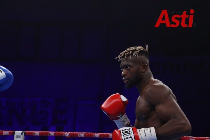 Asti, pala Errebi, El Chapo sul ring