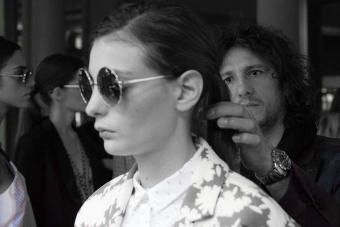 Come curare i nostri capelli in casa? Abbiamo voluto chiederlo a Enzo Varca Come curare i nostri capelli in casa? Abbiamo voluto chiederlo a Enzo Varca