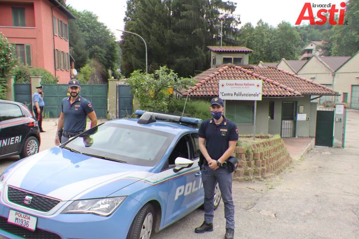 Finita la quarantena per 36 tunisini espulsi dall'hub di Castello di Annone