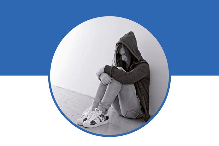 In queste immagini, la locandina della mostra e alcune delle foto esposte In queste immagini, la locandina della mostra e alcune delle foto esposte