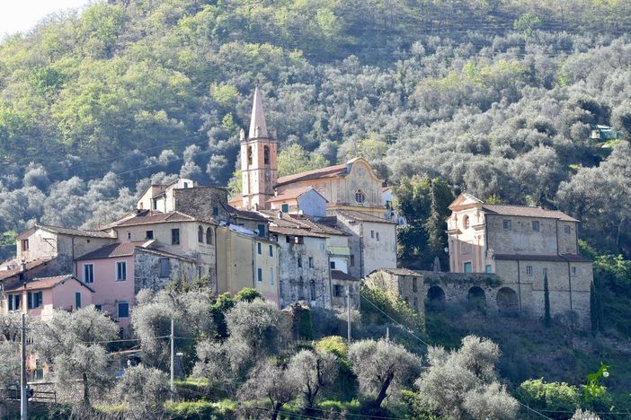 Liguria di Ponente: i borghi di Pietrabruna in festa Liguria di Ponente: i borghi di Pietrabruna in festa