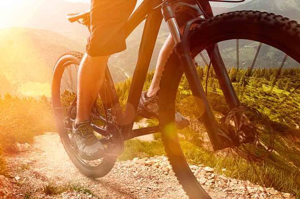 In occasione del Bagna Cauda Day, si pedala tra le vigne del Ruchè In occasione del Bagna Cauda Day, si pedala tra le vigne del Ruchè