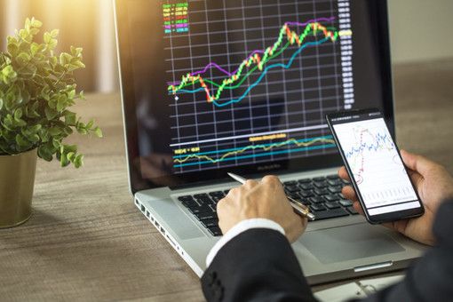 Investimenti online: l'importanza dei segnali di trading per chi inizia oggi Investimenti online: l'importanza dei segnali di trading per chi inizia oggi