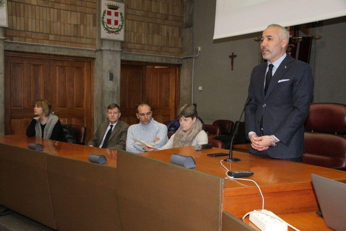 Il vicepresidente Carosso durante il suo intervento in Provincia Il vicepresidente Carosso durante il suo intervento in Provincia