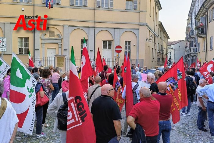 La manifestazione astigiana propedeutica alla partenza per Roma La manifestazione astigiana propedeutica alla partenza per Roma