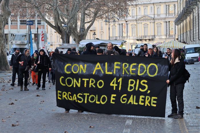 In piazza Alfieri la manifestazione pro Cospito (ph. Efrem Zanchettin - MerfePhoto) In piazza Alfieri la manifestazione pro Cospito (ph. Efrem Zanchettin - MerfePhoto)
