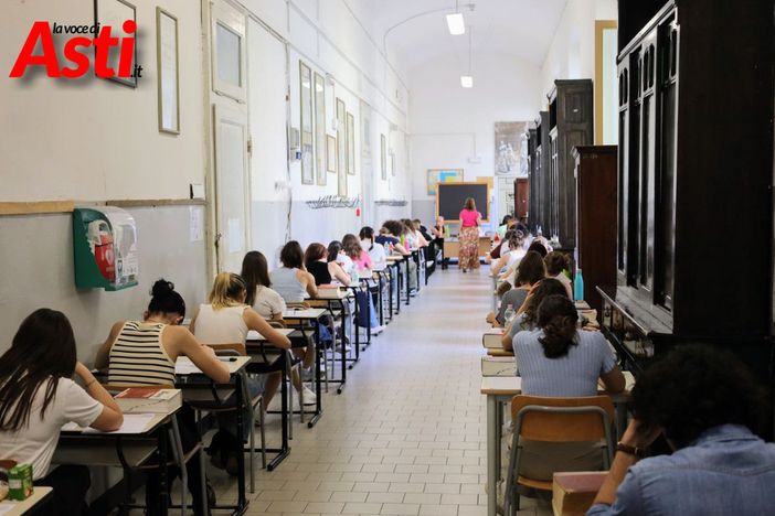 Un'immagine della Maturità 2023 ad Asti (Merphefoto) Un'immagine della Maturità 2023 ad Asti (Merphefoto)