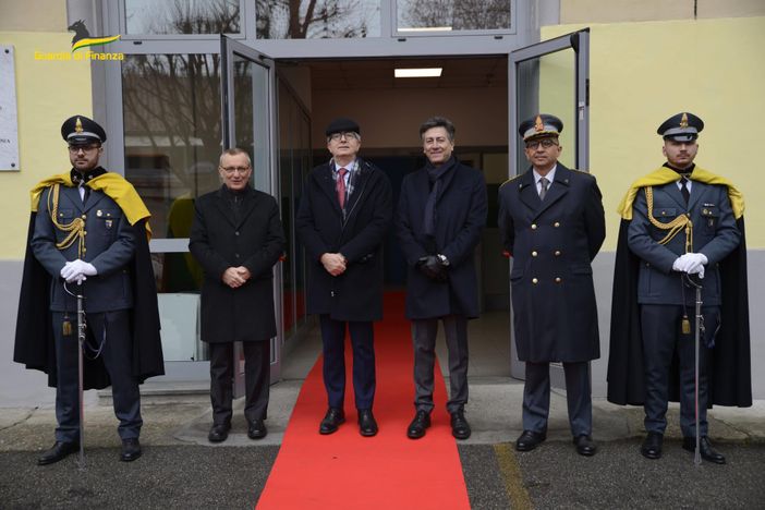 Il vescovo di Asti, monsignor Marco Prastaro ha celebrato la messa per la guardia di finanza