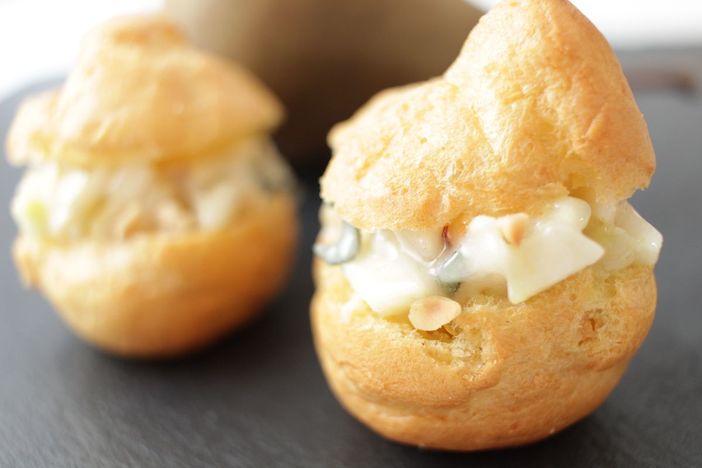 Felici e Veloci: le nuove (video) ricette di Fata Zucchina. Oggi prepariamo i pera rolls