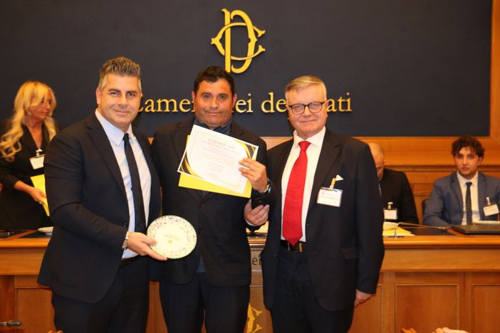 Agripole Brilla alla Conferenza sulla Promozione Dell'Export e della Ristorazione Italiana alla Camera dei Deputati Agripole Brilla alla Conferenza sulla Promozione Dell'Export e della Ristorazione Italiana alla Camera dei Deputati