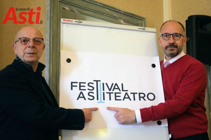 L'assessore Imerito e il sindaco Rasero con il nuovo logo della manifestazione (Ph. Efrem Zanchettin - Merfephoto). Nelle foto a fine articolo altre immagini della conferenza stampa e foto di scena di alcuni dei protagonisti della rassegna L'assessore Imerito e il sindaco Rasero con il nuovo logo della manifestazione (Ph. Efrem Zanchettin - Merfephoto). Nelle foto a fine articolo altre immagini della conferenza stampa e foto di scena di alcuni dei protagonisti della rassegna