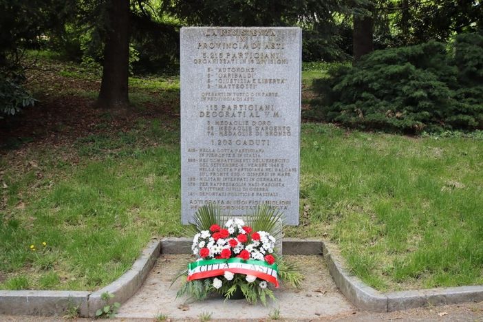 Un momento delle celebrazioni del 25 aprile Un momento delle celebrazioni del 25 aprile