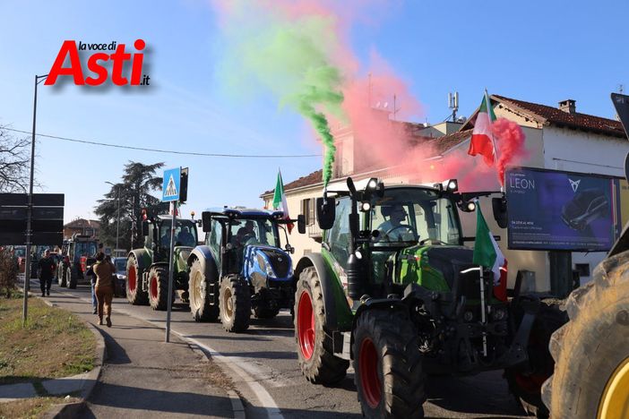 Nella ricca galleria fotografica e video, la protesta di oggi pomeriggio degli agricoltori (Merphefoto)