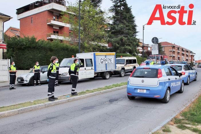 L'emozionante elogio ai sanitari nei giorni più bui del Covid (MerfePhoto) L'emozionante elogio ai sanitari nei giorni più bui del Covid (MerfePhoto)