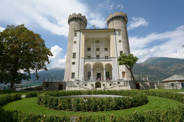 L'Anteas in gita in Valle d'Aosta al Castello di Aymavilles