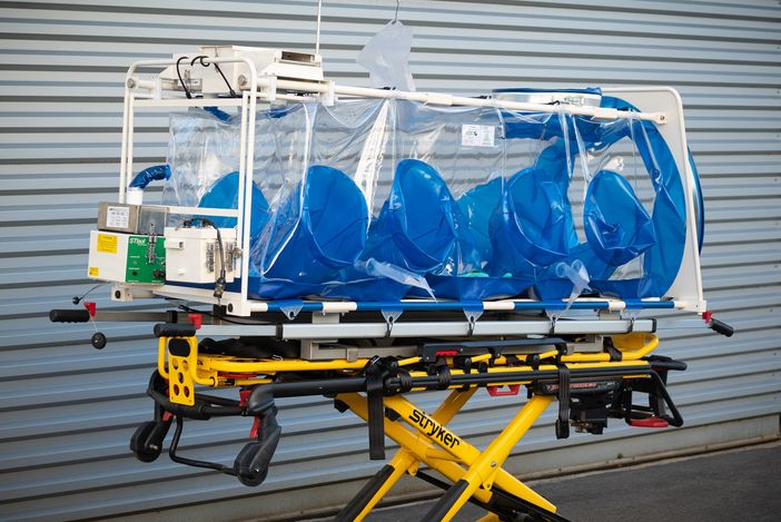 Barella ad alto bio contenimento Barella ad alto bio contenimento