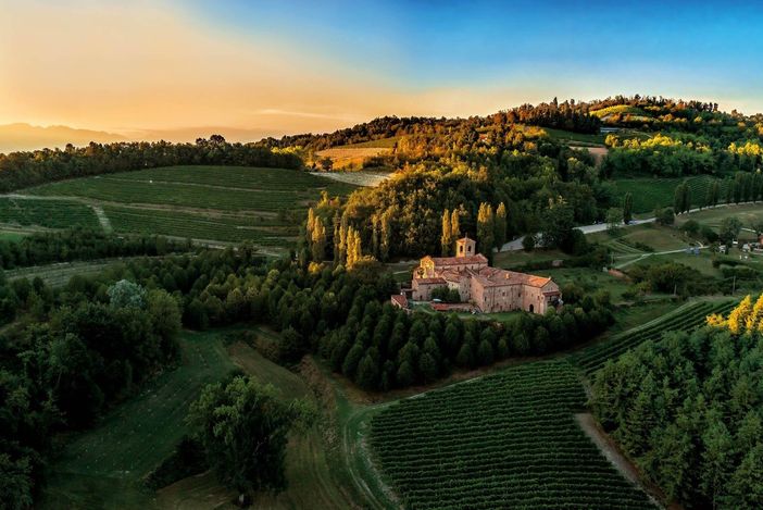 Lo spettacolo dell'antica canonica di Vezzolano