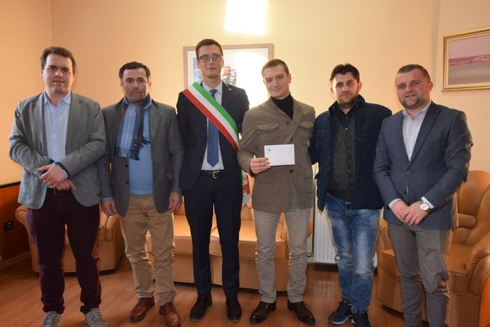 L'incontro tra la delegazione moncalvese e il vice sindaco di Durazzo Florian Tahiri