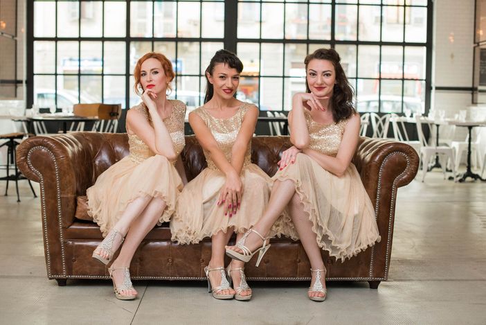 A Costigliole d’Asti il Capodanno si festeggerà a Teatro con le “Robin Gals” A Costigliole d’Asti il Capodanno si festeggerà a Teatro con le “Robin Gals”