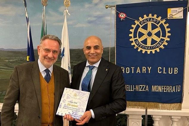 Beppe Gandolfo con i presidente del R.C. Canelli-Nizza Monferrato Beppe Gandolfo con i presidente del R.C. Canelli-Nizza Monferrato