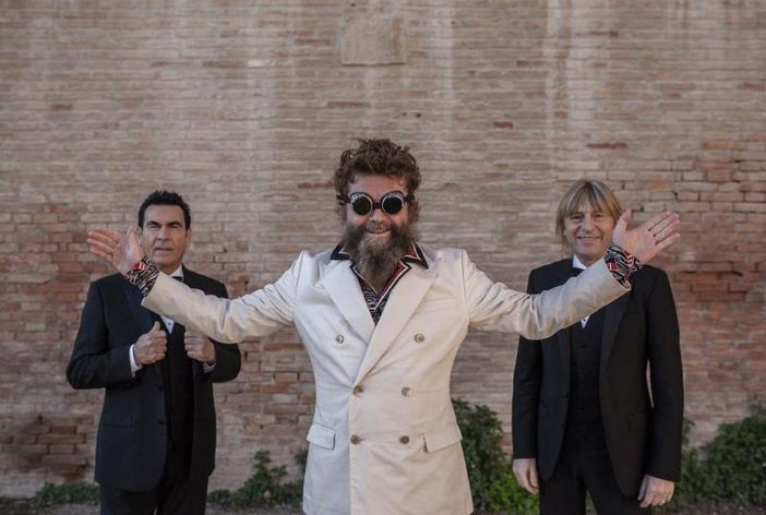 Con "Edizione Straordinaria!" dal 24 giugno il Teatro ritorna ad Asti con un ricco cartellone di appuntamenti Con "Edizione Straordinaria!" dal 24 giugno il Teatro ritorna ad Asti con un ricco cartellone di appuntamenti