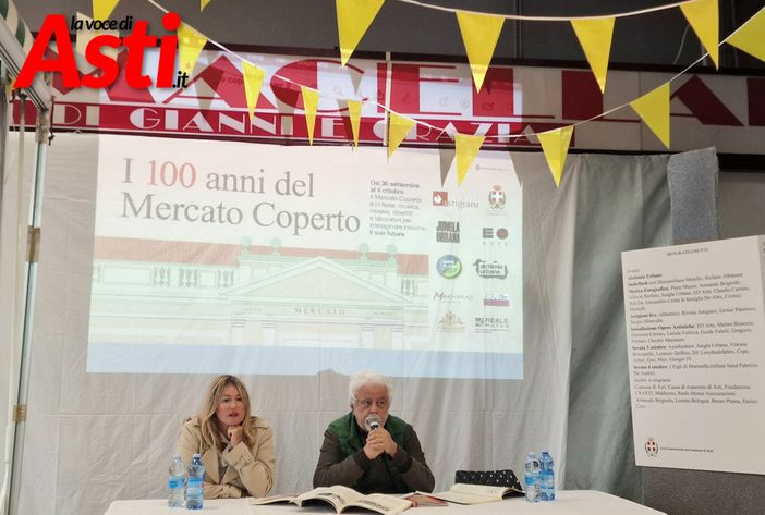 L'assessore al Commercio Bologna e il direttore di Astigiani Miravalle al dibattito
