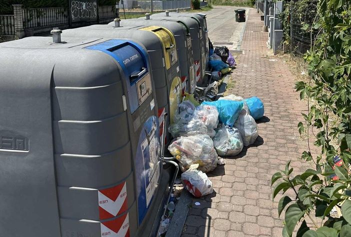 San Fedele, un quartiere tra inquinamento e degrado: l'opposizione incalza sindaco e giunta