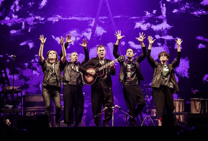 Un'immagine di scena tratta da "Tuttorial" (ph. Lalla Pozzo, autrice anche degli scatti a fine articolo)