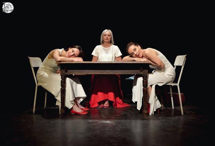 Tre attrici in scena alla Casa del Teatro 3: chi di loro sarà "La guastafeste"? Tre attrici in scena alla Casa del Teatro 3: chi di loro sarà "La guastafeste"?