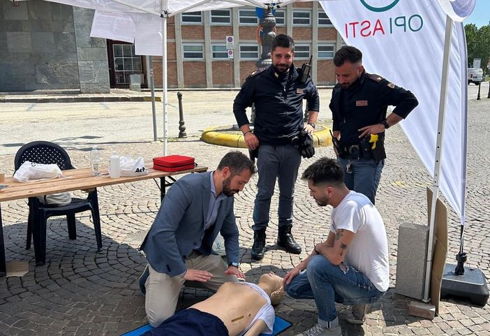 Le volanti della Polizia di Stato di Asti al fianco degli infermieri: impegno concreto per la sicurezza pubblica e la salute della comunità