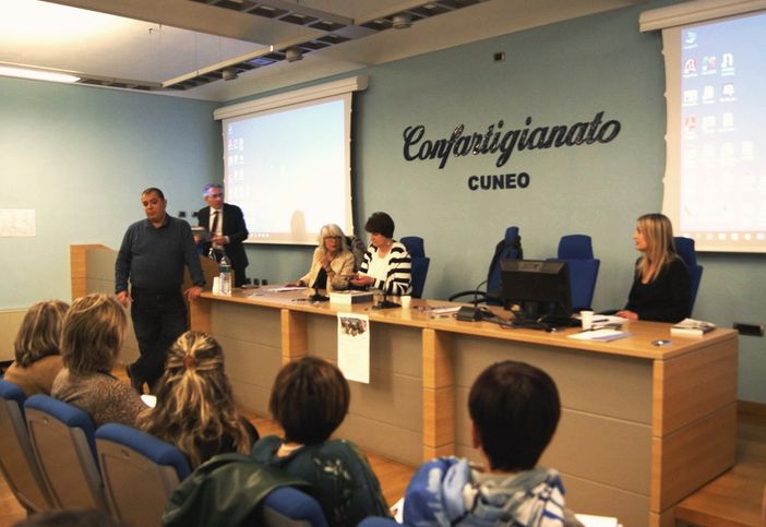 Anche l'astigiana Anna Oliva ha preso parte a un seminario tecnico di Confartigianato