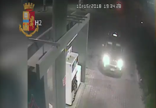 Sgominata la banda che rubava trattori (e non solo) tra Torino, Ivrea, Asti e Vercelli [VIDEO]