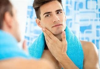La cosmesi bio dedicata all'uomo nei due punti vendita Rava e Fava di Asti La cosmesi bio dedicata all'uomo nei due punti vendita Rava e Fava di Asti