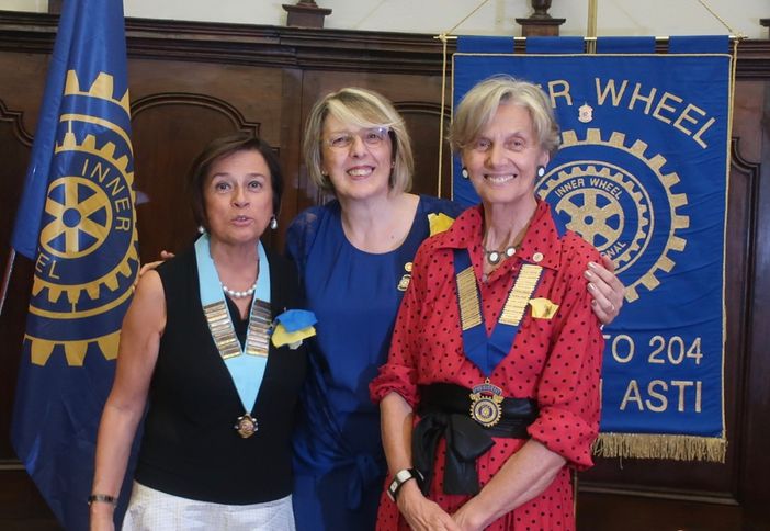 L'Inner Wheel di Asti e il suo "passaggio del collare"