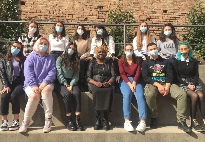 Al Monti di Asti, Fatima, vittima di tratta, si racconta agli studenti con Sos donna