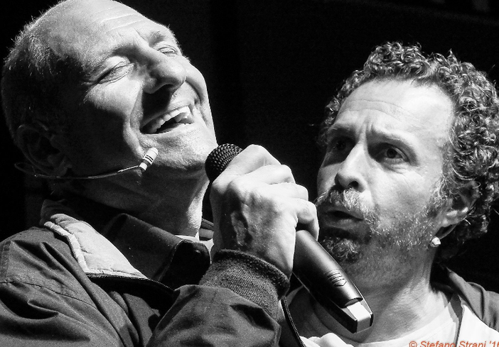 A Moncalvo va in scena "Non ci resta che ridere", comicità e musica dal vivo