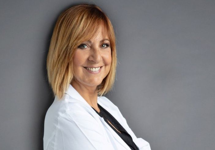 Spostato al 31 marzo lo spettacolo di Debora Villa "Gli uomini vengono da Marte, le donne da Venere" al Teatro Alfieri Spostato al 31 marzo lo spettacolo di Debora Villa "Gli uomini vengono da Marte, le donne da Venere" al Teatro Alfieri