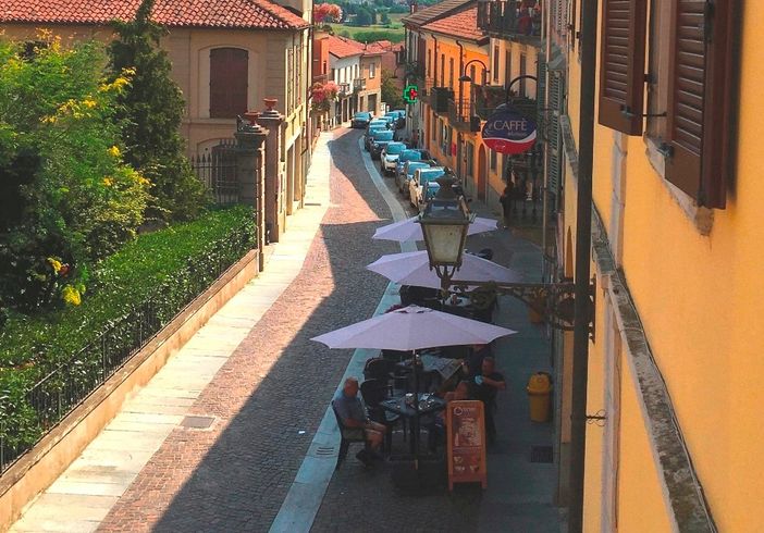 Via Roma a Villafranca d'Asti Via Roma a Villafranca d'Asti