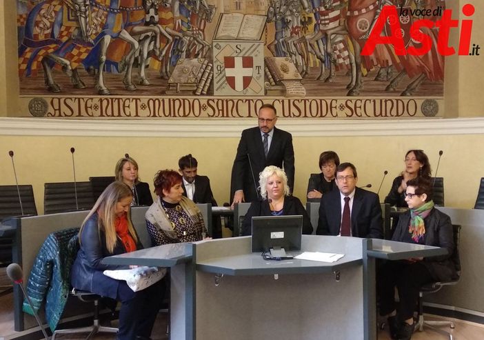 Anche il sindaco Rasero, successivamente chiamato ad altri impegni, ha voluto portare il suo saluto Anche il sindaco Rasero, successivamente chiamato ad altri impegni, ha voluto portare il suo saluto