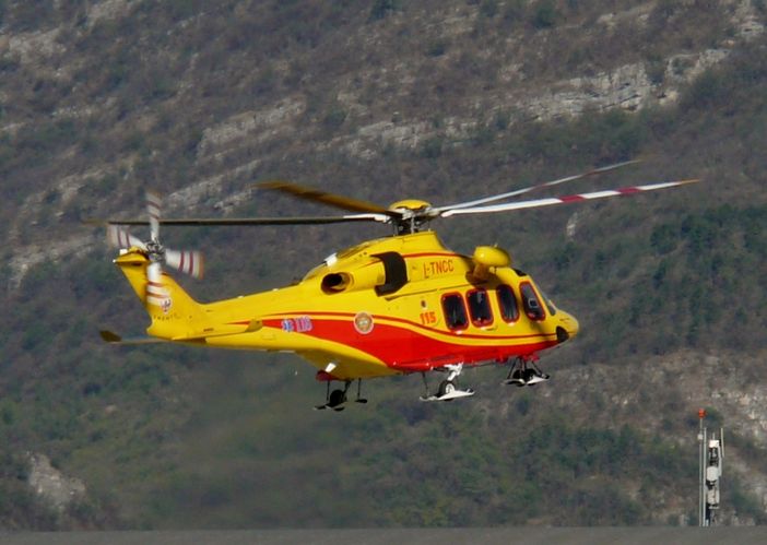 Cisterna: cade da un albero e si ferisce alla testa. Elitrasportato ad Alessandria